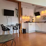Tini Sauna Basen Homestay