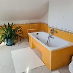 Homestay Tini Sauna Basen