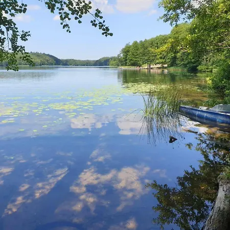 Habitación en casa particular Tini Sauna Basen Gościno