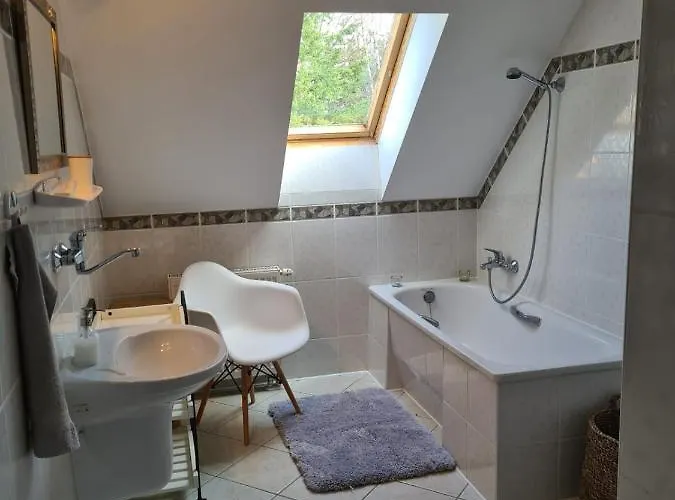 Privatunterkunft Tini Sauna Basen *