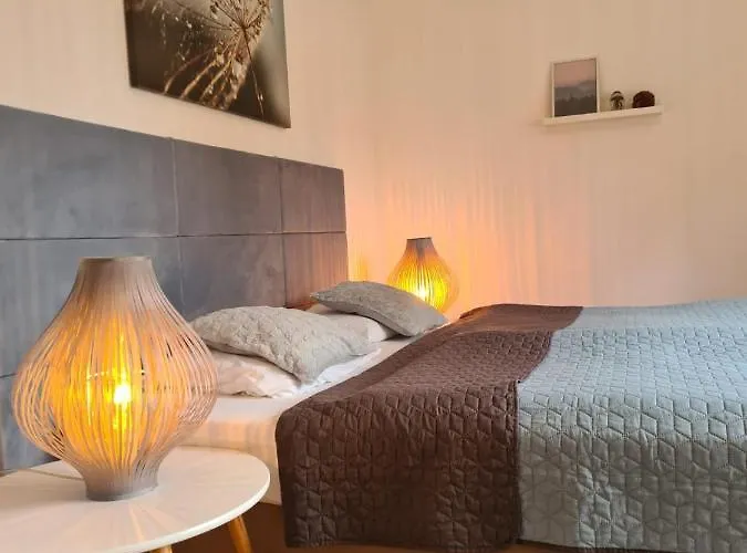 Tini Sauna Basen Privatunterkunft