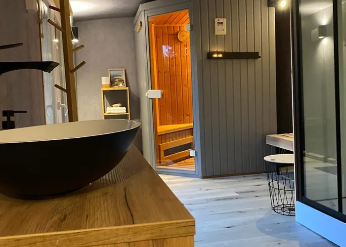 Privatunterkunft Tini Sauna Basen Gościno